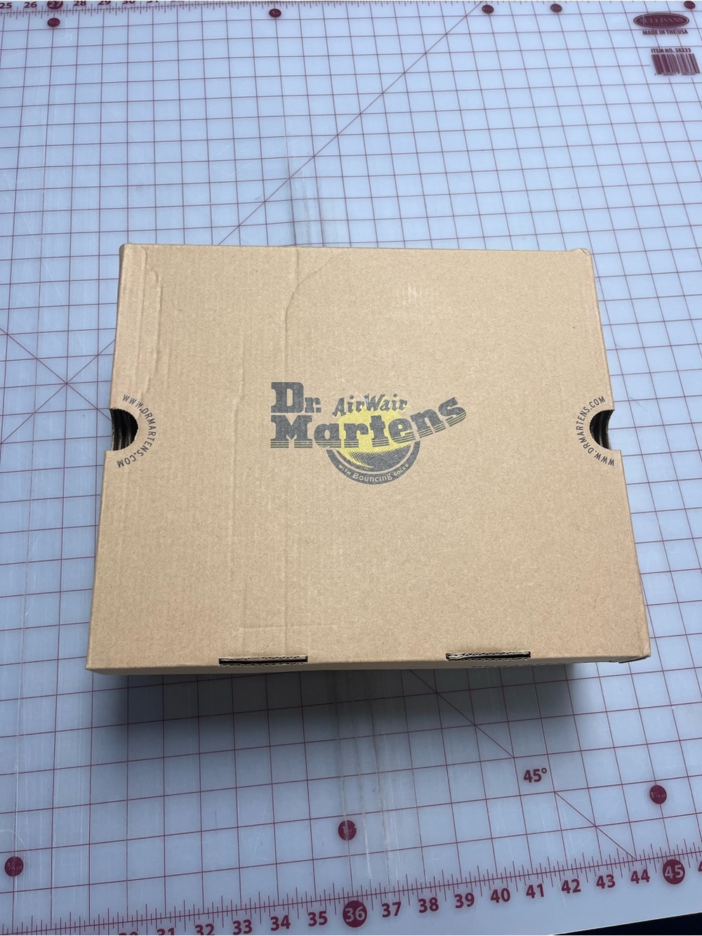 Dr. Martens Shoe Box white size 7 Sinclair boot
